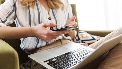 girl doing online banking